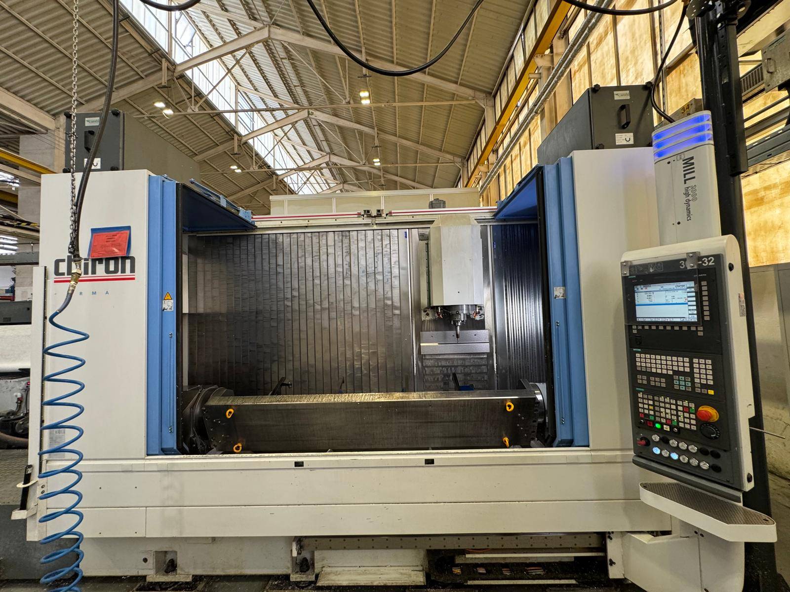 SWH GmbH - CNC - Machining center - Vertical - CHIRON Mill 2000 High ...