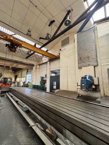CNC - Fahrständerfräsmaschine