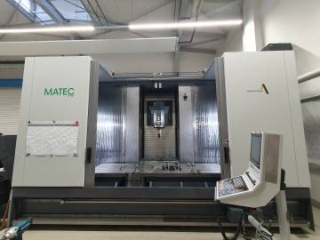 CNC - Milling and Turning Center 5 - Axis