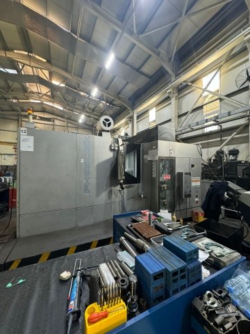 CNC machining center – horizontal – 5 axes