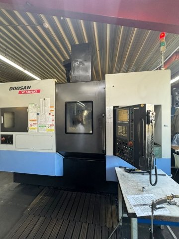 CNC Bearbeitungszentrum - vertikal - 5 Achsen